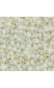 Miyuki square - cubes 1.8mm Beads - Matted opaque cream SB18-2021